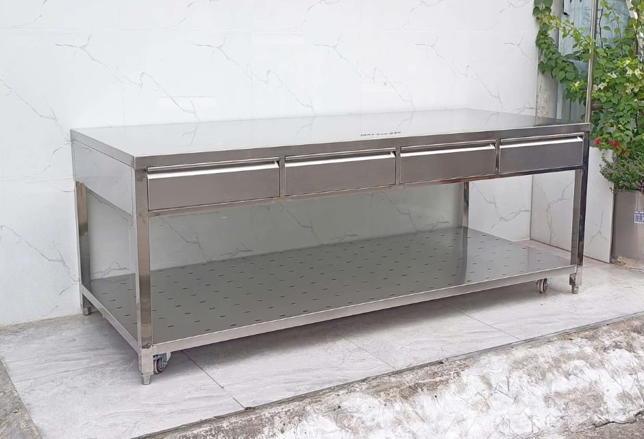Bàn 2 tầng inox có kệ song trên
