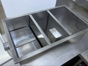 bể tách mỡ nhà hàng