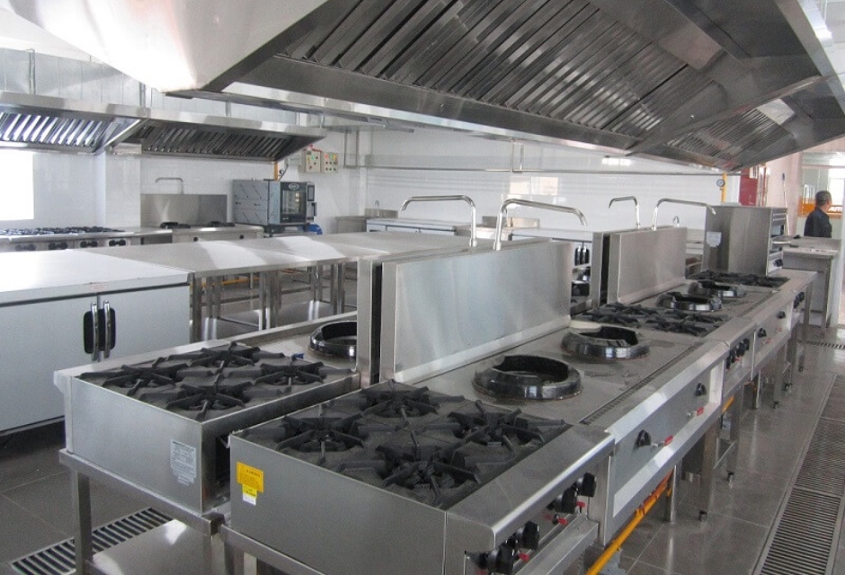 Bếp Âu 4 họng được sử dụng trong các trung tâm đào tạo nghề bếp và lớp học ẩm thực Bếp Âu 4 họng được sử dụng trong các trung tâm đào tạo nghề bếp và lớp học ẩm thực