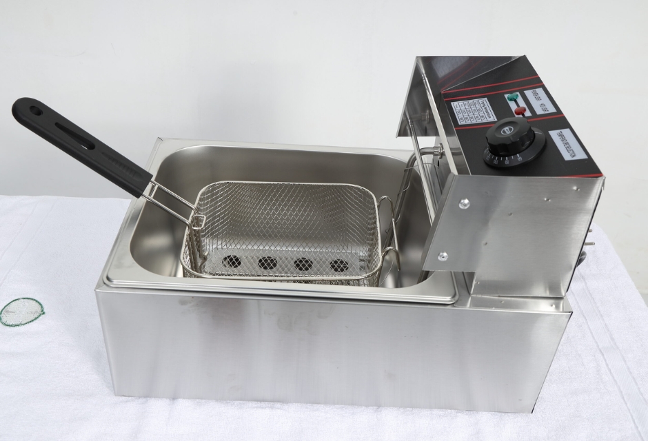 Khách hàng được hỗ trợ chính sách bảo hành rõ ràng tại Inox Kim Thịnh