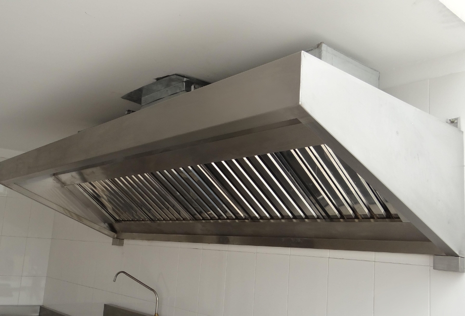 Quy trình thi công chụp hút khói bếp trọn gói đạt chuẩn kỹ thuật tại Inox Kim Thịnh
