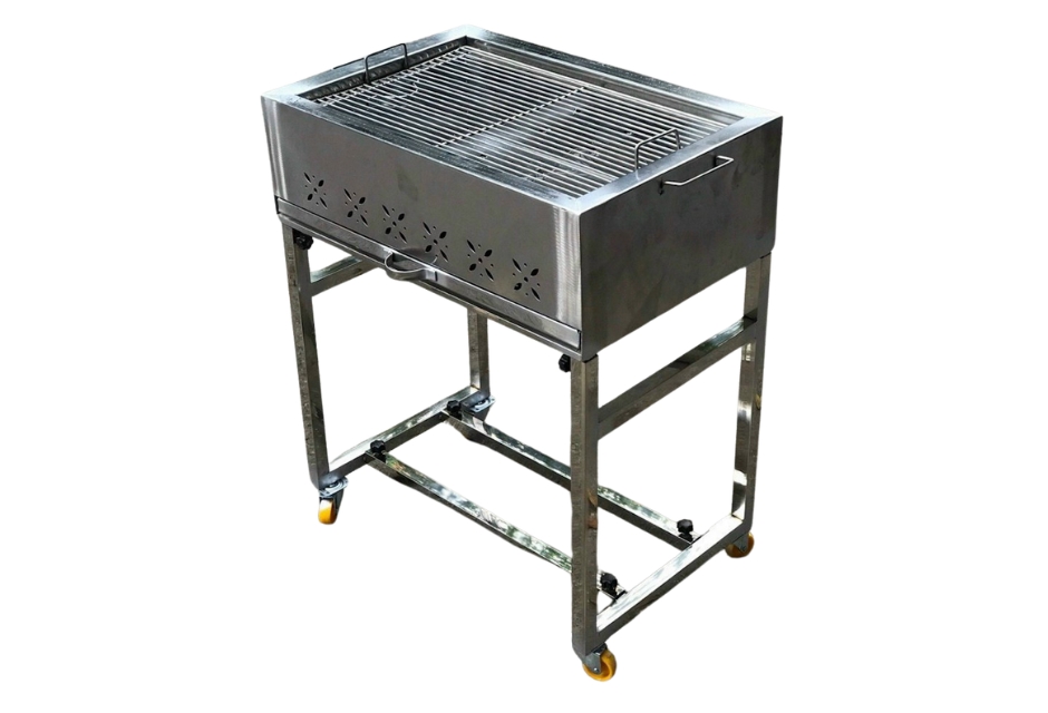Toàn bộ thân bếp được làm từ inox 304 không gỉ, chống ăn mòn tốt Toàn bộ thân bếp được làm từ inox 304 không gỉ, chống ăn mòn tốt