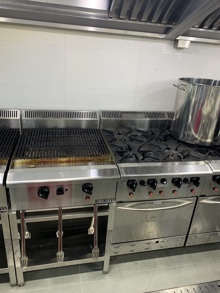 Dự án thiết kế và thị công hệ thống bếp nhà hàng Topping Beef Diamond
