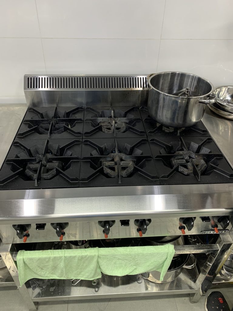 Dự án thiết kế và thị công hệ thống bếp nhà hàng Topping Beef Diamond